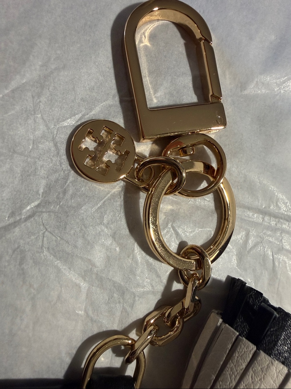 Tory Burch Black Leather Zip Card Case with 'C' Initial and Tassel Keychain - Picture 2 of 5